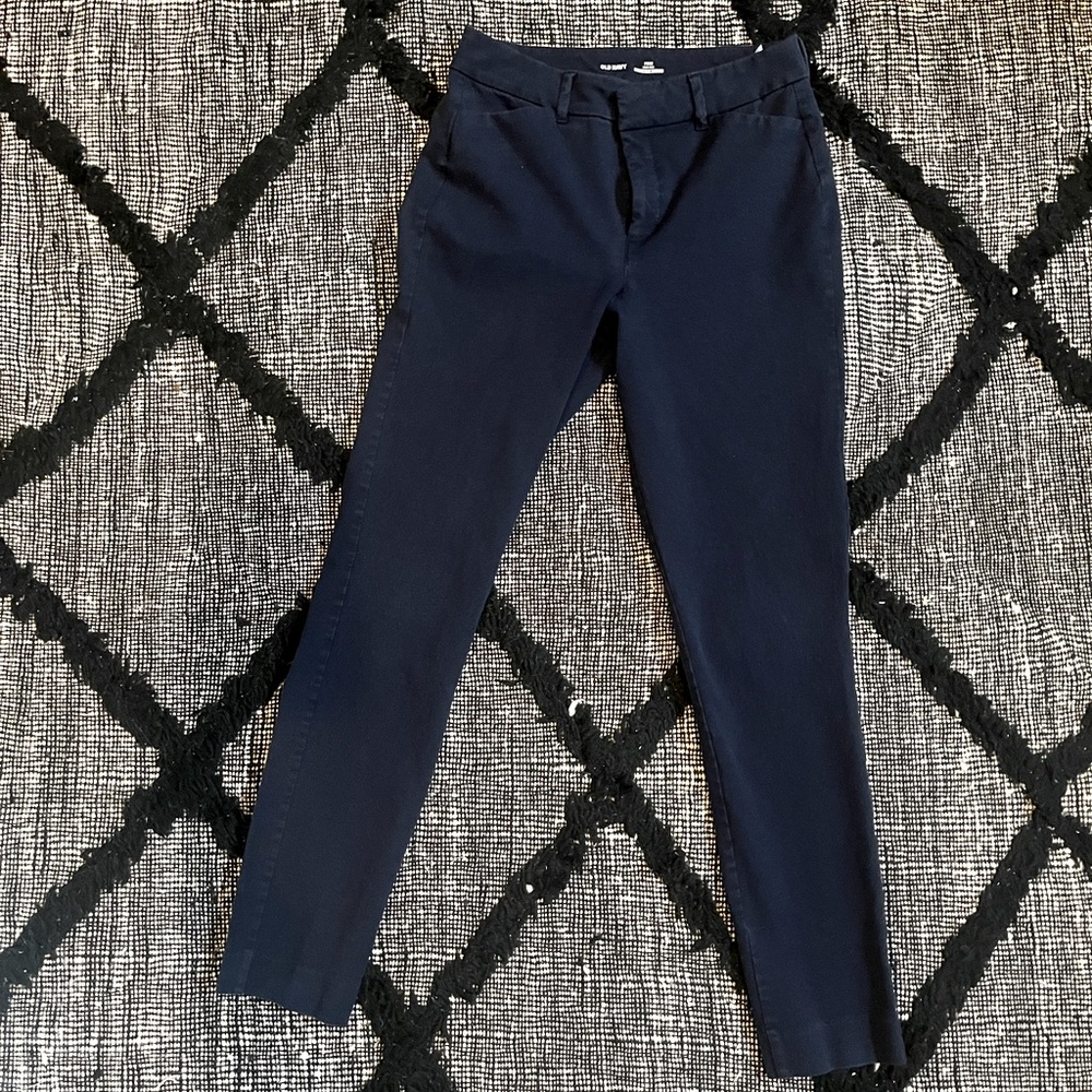 ✨3 for $10✨ Old Navy Pixie High Rise Pants 4 Tall